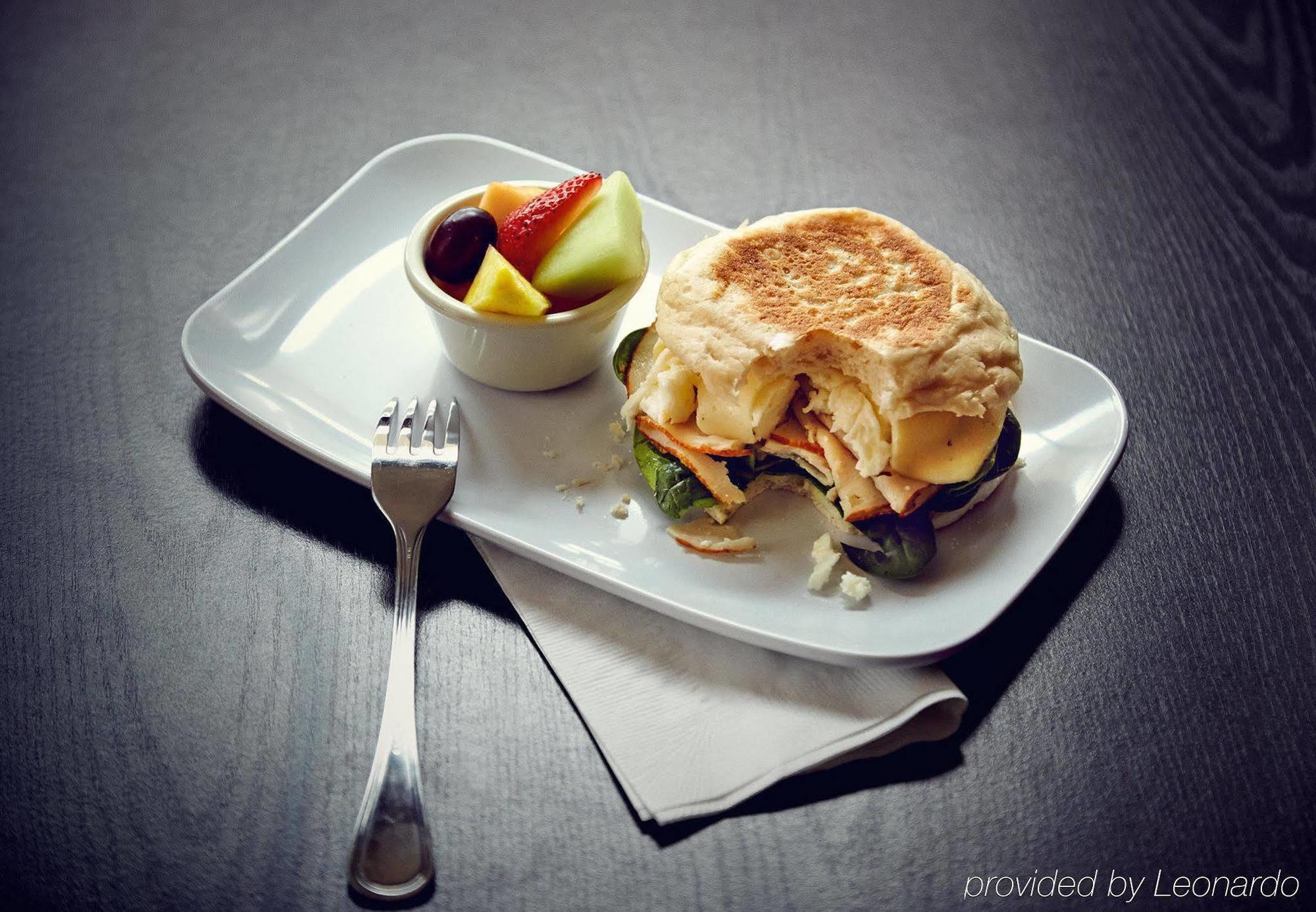 Courtyard By Marriott London Hotel Luaran gambar